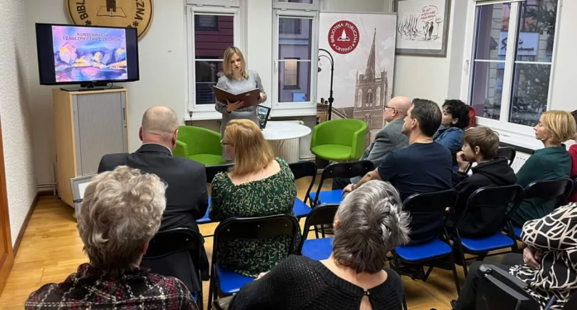 Foro i tekst: Biblioteka Publiczna w Gryfinie 
