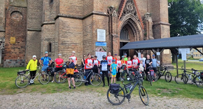 Foto i tekst: Cedyński Klub Rowerowy