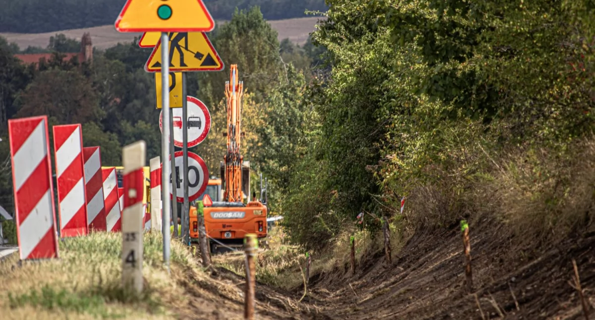 Inwestycje, Rozpoczęli drugi budowy ścieżki rowerowej [ZDJĘCIA] - zdjęcie, fotografia