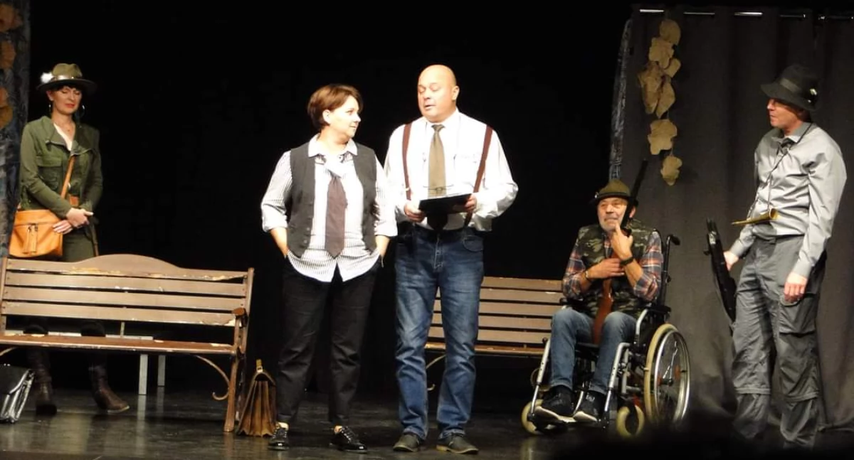 Teatr, Zagrali chociaż jeden aktorów stracił kawałek palca [GALERIA] - zdjęcie, fotografia
