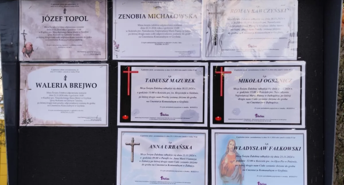 Odeszli, Sporo zmarłych Nekrologi ledwo mieszczą klepsydrach - zdjęcie, fotografia