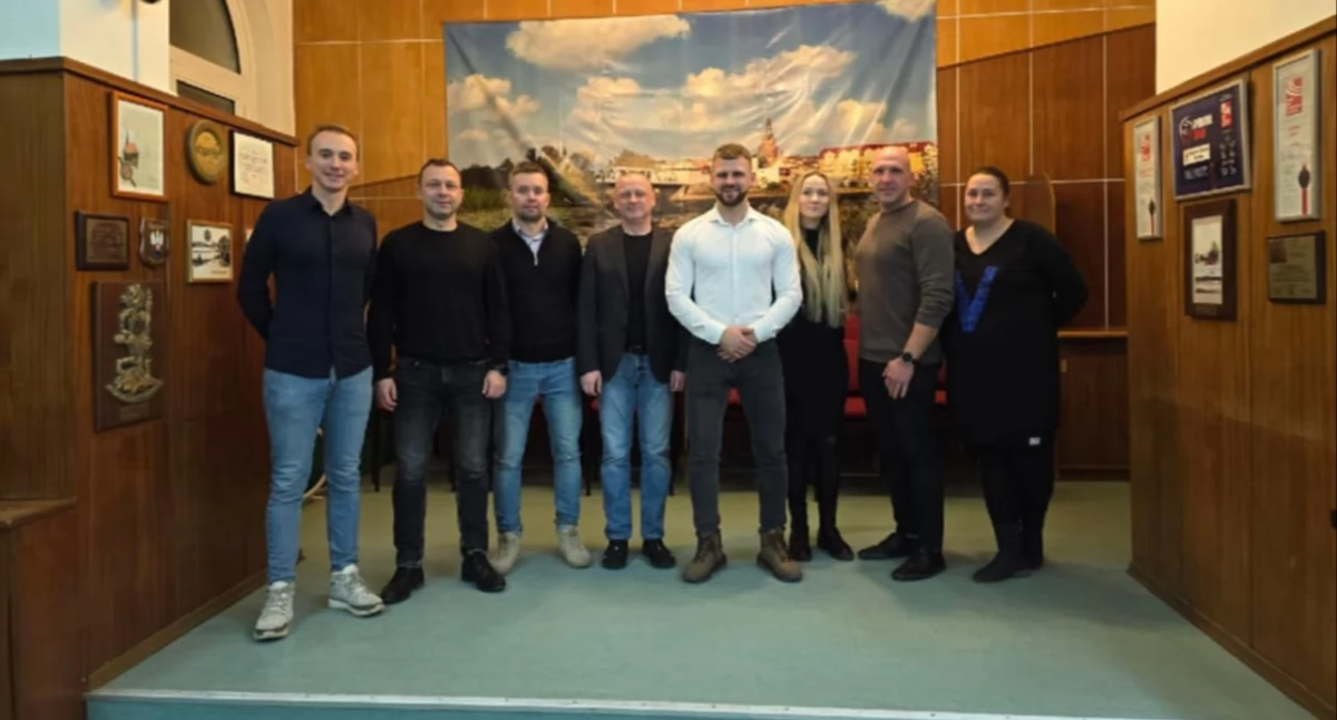 Piłka nożna, Przedstawiamy władze Energetyka Gryfino - zdjęcie, fotografia
