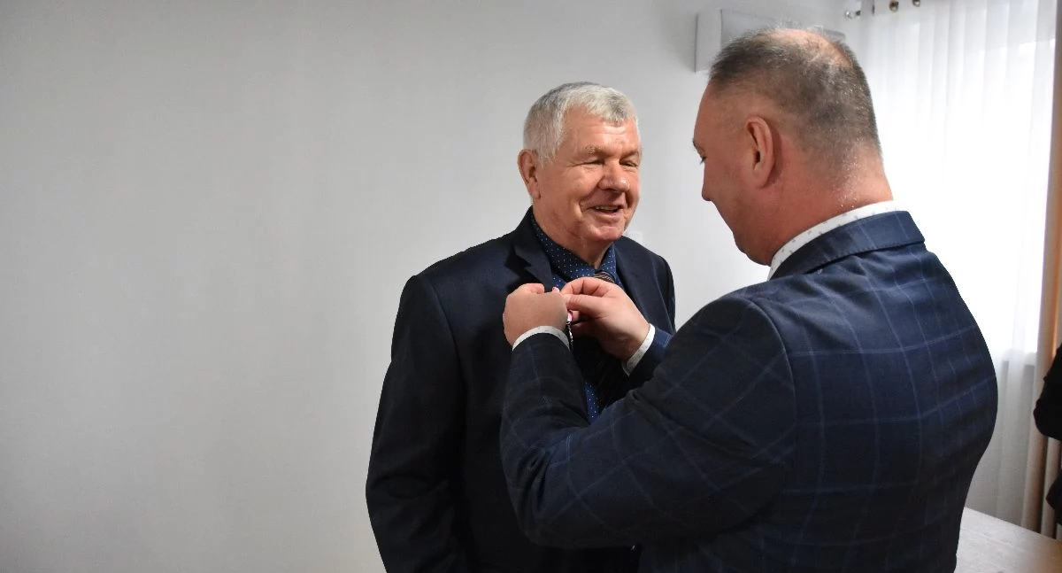 Seniorzy, Małżeństwa medal wyglądały Złote Gody! [ZDJĘCIA] - zdjęcie, fotografia