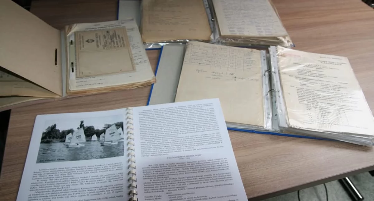 Książki, Zbiory gryfińskiej biblioteki wzbogaciły kolejne eksponaty - zdjęcie, fotografia