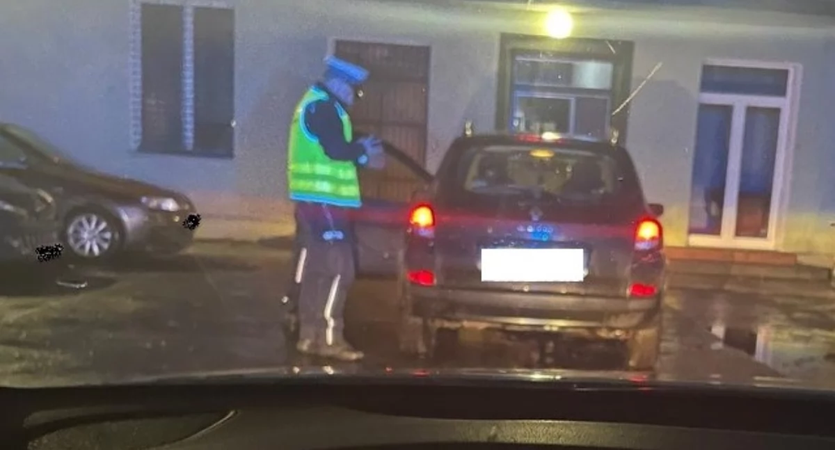 Wypadki drogowe, Stracił prawo jazdy drugi dzień świąt - zdjęcie, fotografia