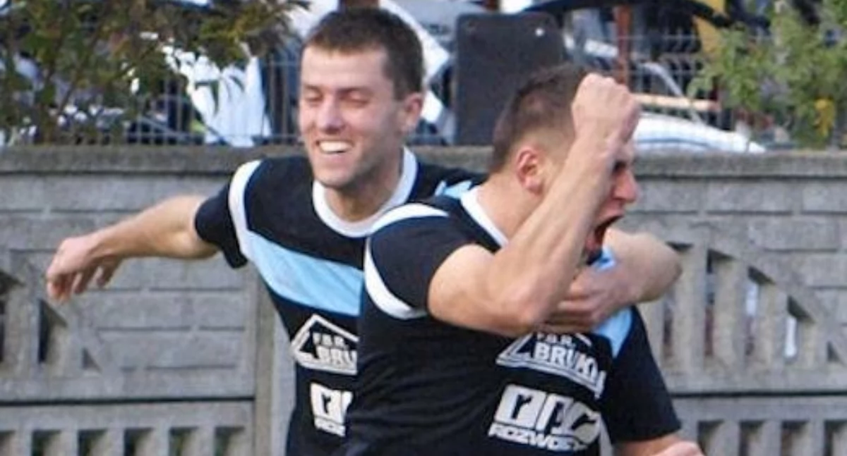 Piłka nożna, Startuje Zimowy Turniej Puchar Prezesa Jutro pierwsze derby - zdjęcie, fotografia