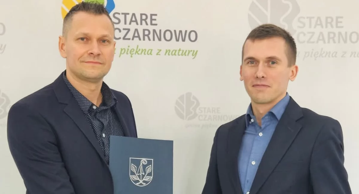 Samorządowcy, Zaprezentowali nowego zastępcę wójta - zdjęcie, fotografia