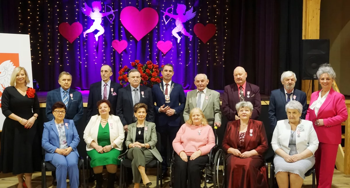 Seniorzy, Sześć świętowało Złote - zdjęcie, fotografia