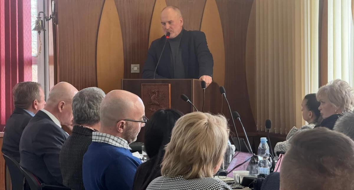 Samorządowcy, Radni zdecydowali będzie referendum - zdjęcie, fotografia