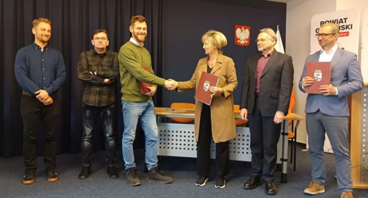 Inwestycje, Przystosują starą część szpitala wymagań zakresu ochrony przeciwpożarowej - zdjęcie, fotografia