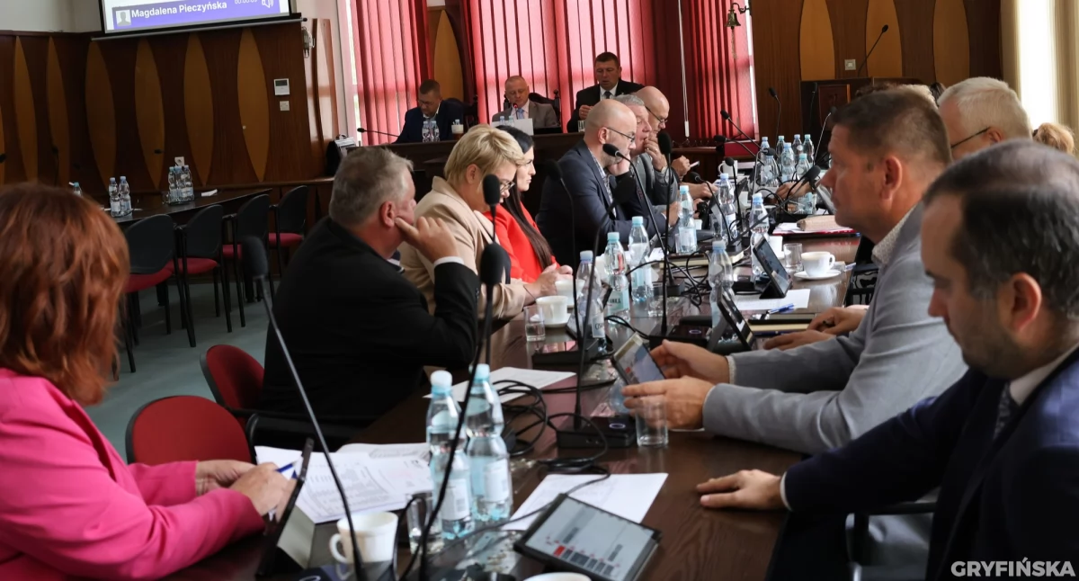 Natura Miejsca, Większośc radnych dalej rozmawiać ministerstwem - zdjęcie, fotografia
