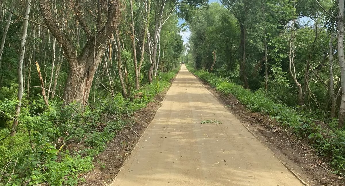 Inwestycje, Gmina Gryfino chwali budowaną ścieżką rowerową - zdjęcie, fotografia