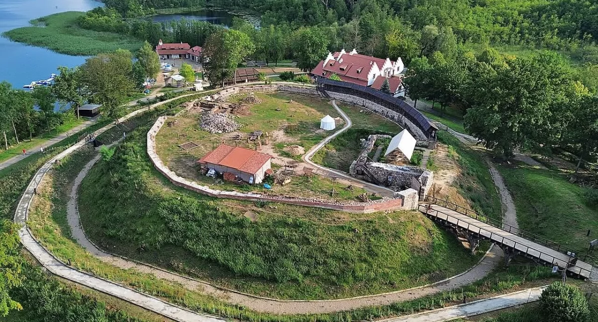 Inwestycje, Osiem zabytków naszego powiatu dotacją - zdjęcie, fotografia