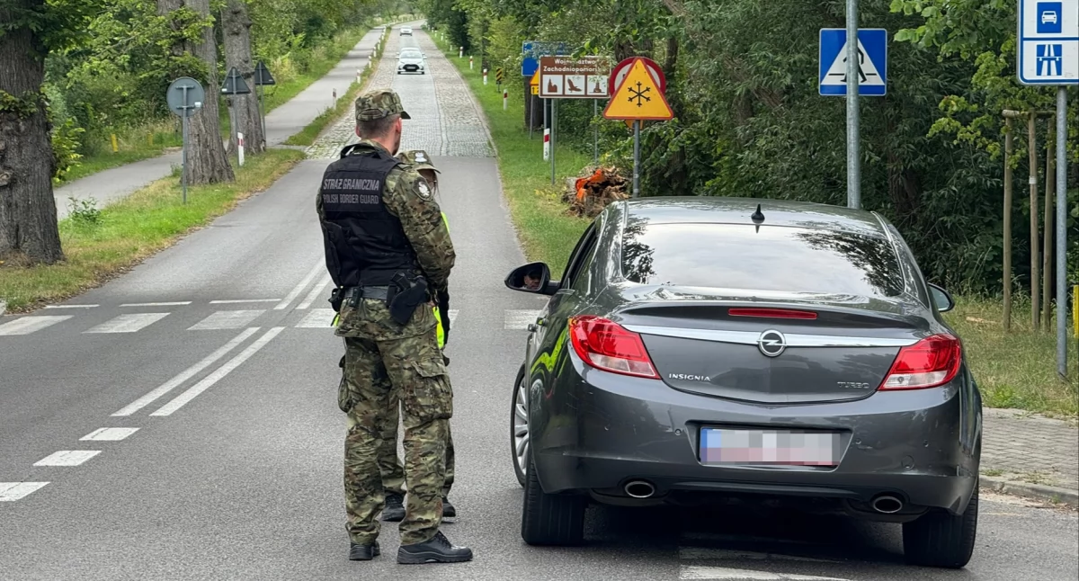 Info, Kontrola przejściu Mescherin - zdjęcie, fotografia