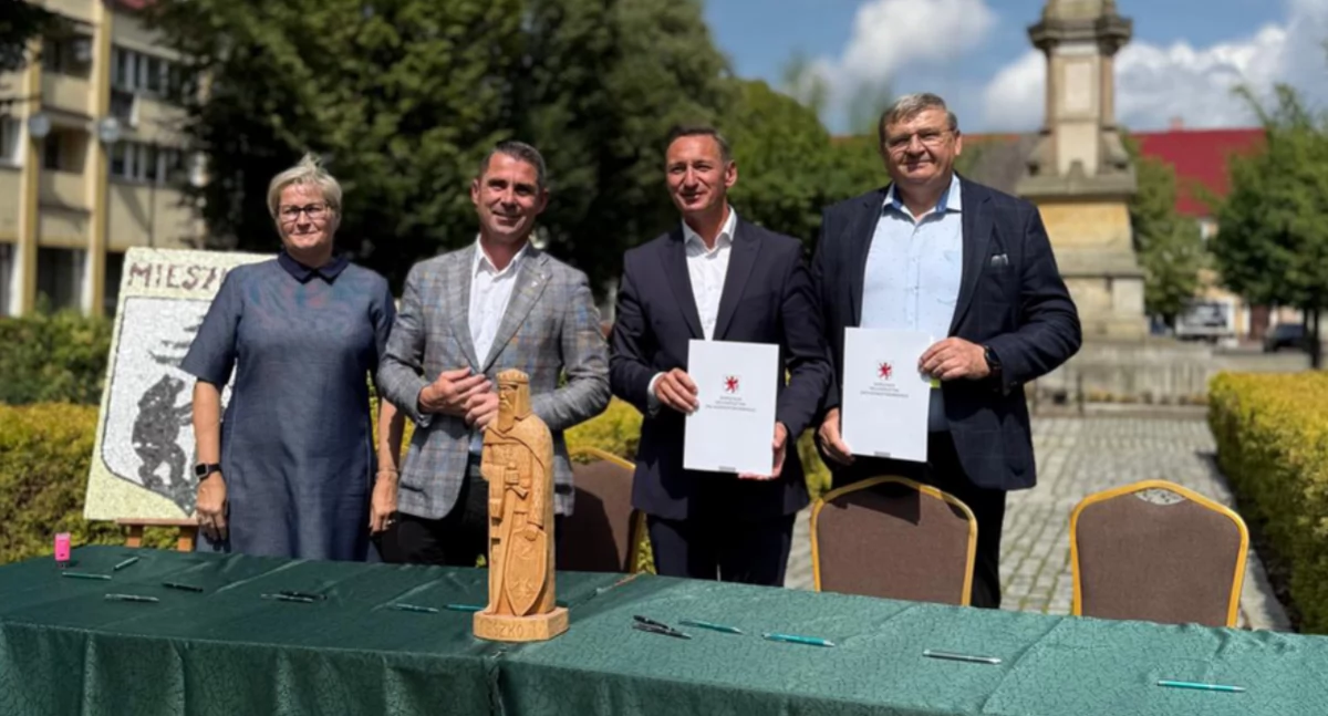 Inicjatywy społeczne, Kolejne umowy Granty Sołeckie zostały podpisane - zdjęcie, fotografia