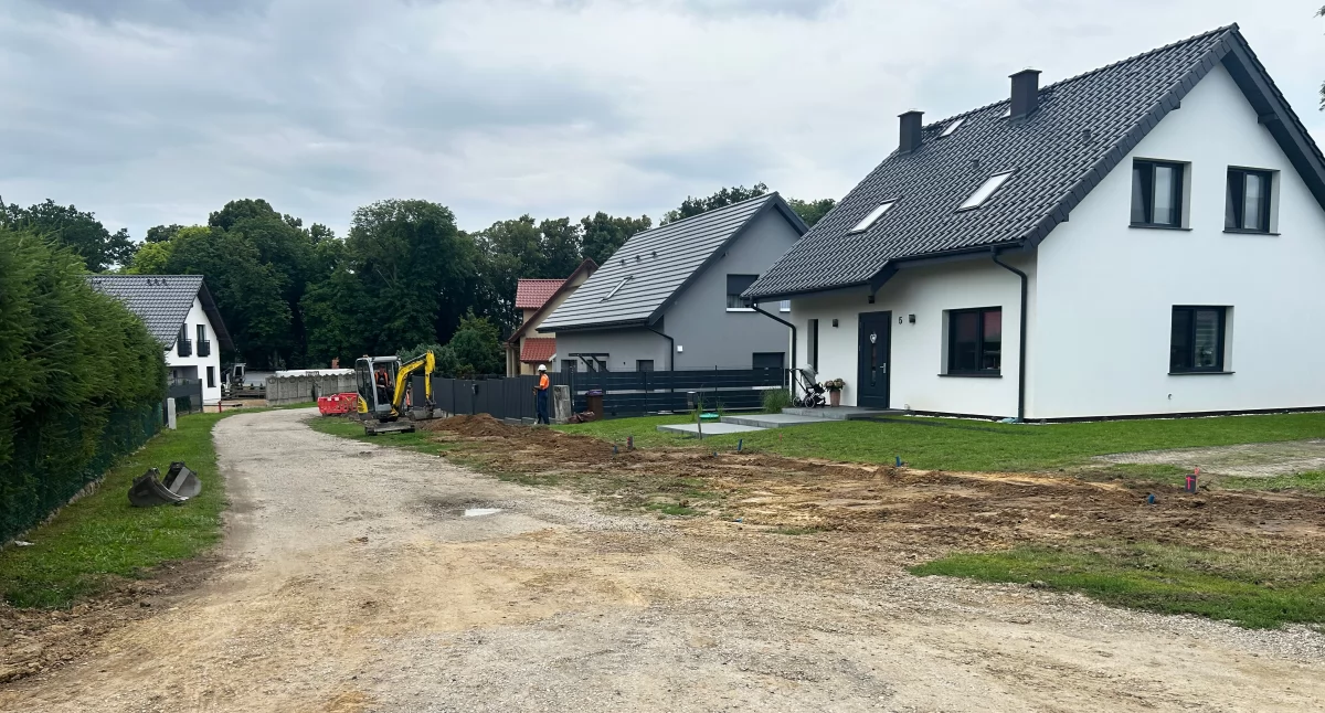 Inwestycje, Ulica Kasztanowa nabiera nowego kształtu - zdjęcie, fotografia