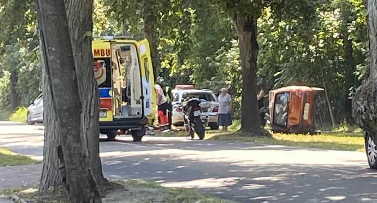 Wypadki drogowe, Poważny wypadek Pniewie Potrącony policjant osoby zakleszczone aucie [AKTUALIZACJA] - zdjęcie, fotografia