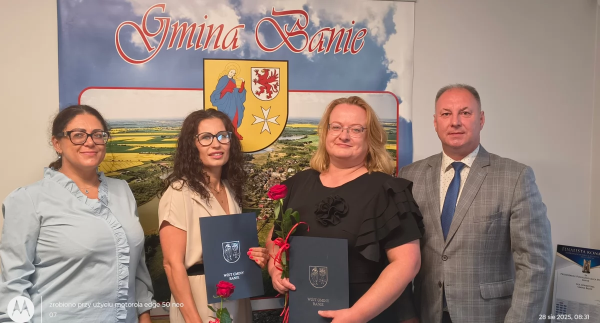 Szkoły i przedszkola, nauczycielki Banie awansem zawodowym - zdjęcie, fotografia