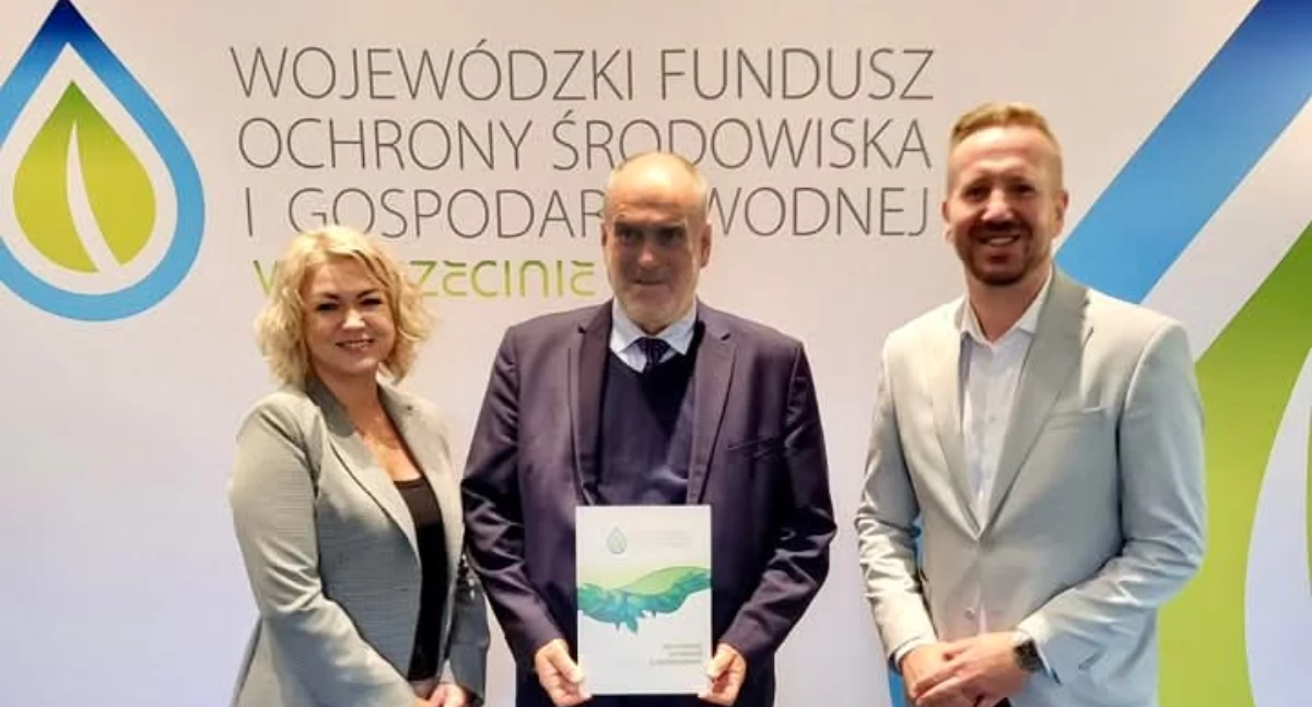 Info, Gmina Gryfino dostała dotację walkę Barszczem Sosnowskiego - zdjęcie, fotografia