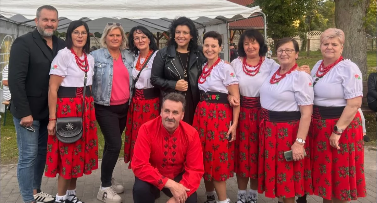 Imprezy, Biesiadowano Krzywinie [GALERIA] - zdjęcie, fotografia