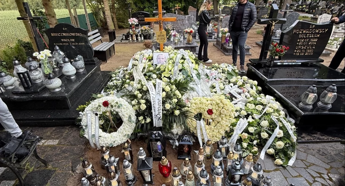 Akcje charytatywne, Krystyna Miecznikowska Pomóż walczyć prawdę - zdjęcie, fotografia