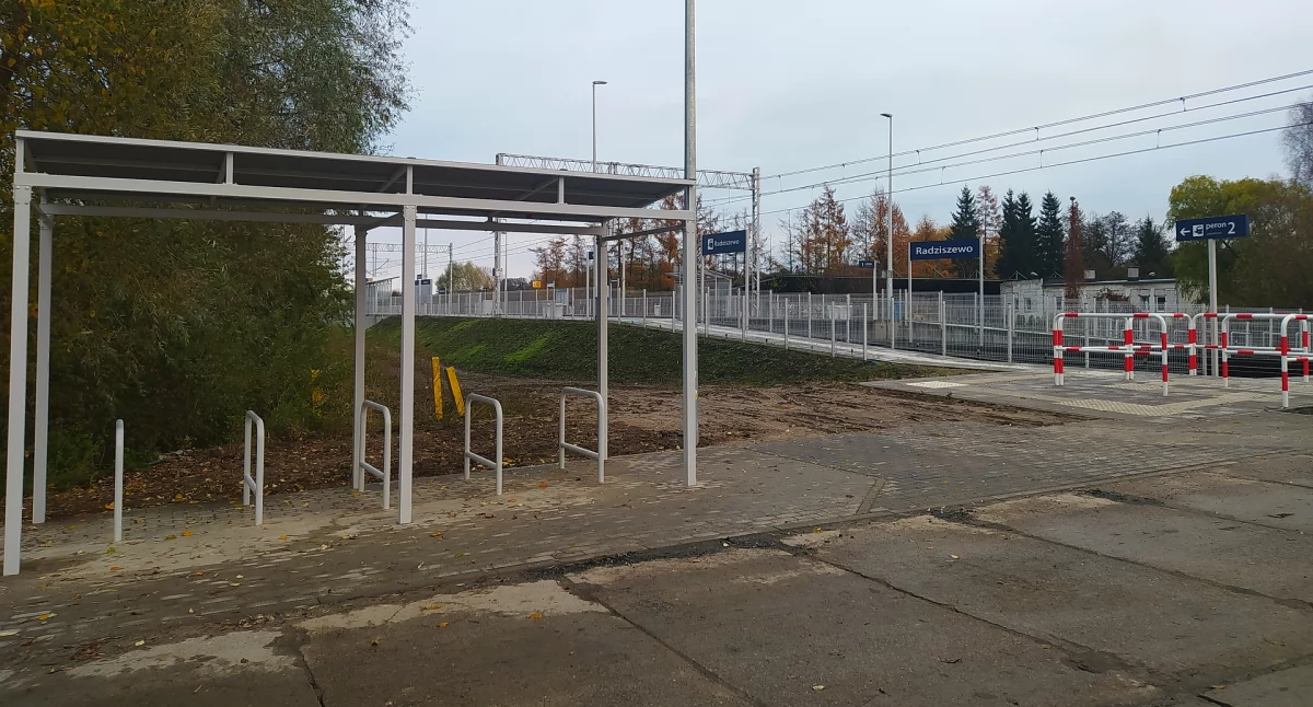Inwestycje, Radziszewo wygodniejsze przesiadki pociągu - zdjęcie, fotografia