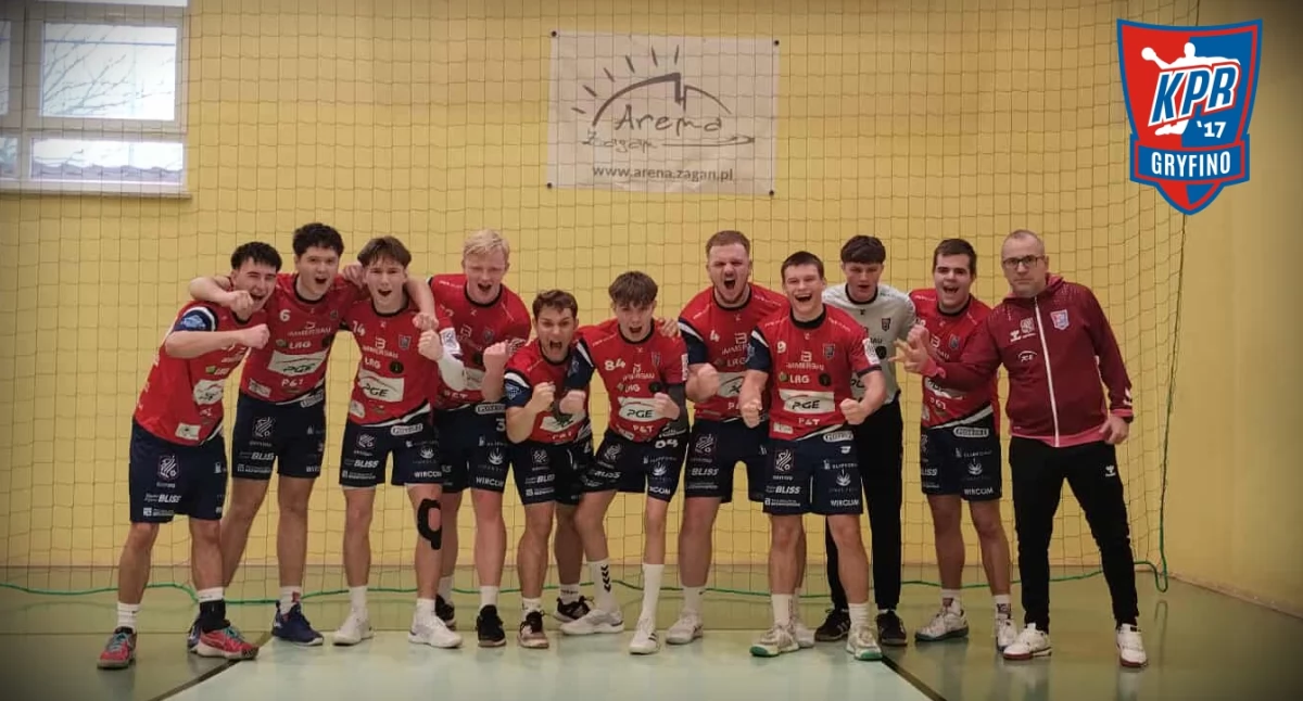 Piłka ręczna, Pierwsza wygrana juniorów Gryfino! - zdjęcie, fotografia