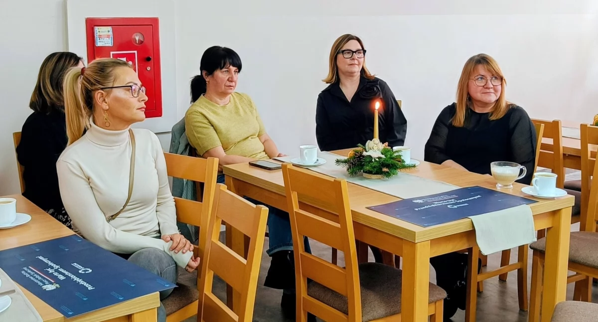 Opieka społeczna, rozwoju spółdzielni socjalnych lokalnych społecznościach [ZDJĘCIA] - zdjęcie, fotografia