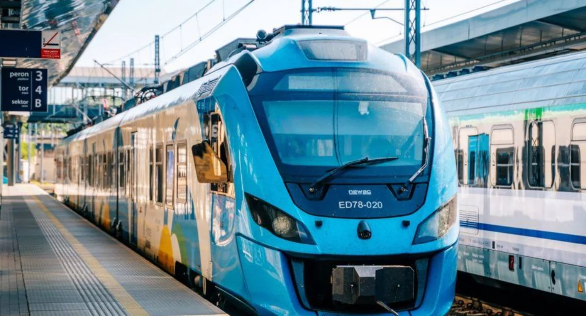 Transport i komunikacja, grudnia wchodzi życie rozkład jazdy kilka nowości - zdjęcie, fotografia