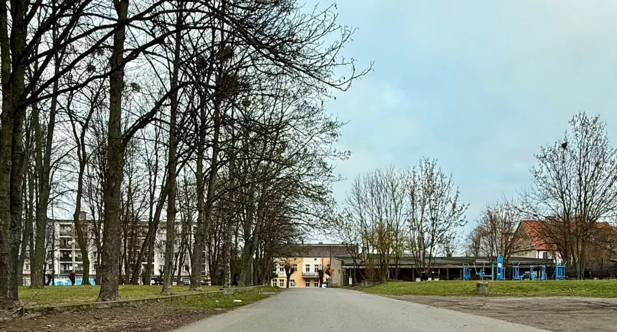 Inicjatywy społeczne, Zamknęli część ulicy zrobić deptak [ZDJĘCIA] - zdjęcie, fotografia
