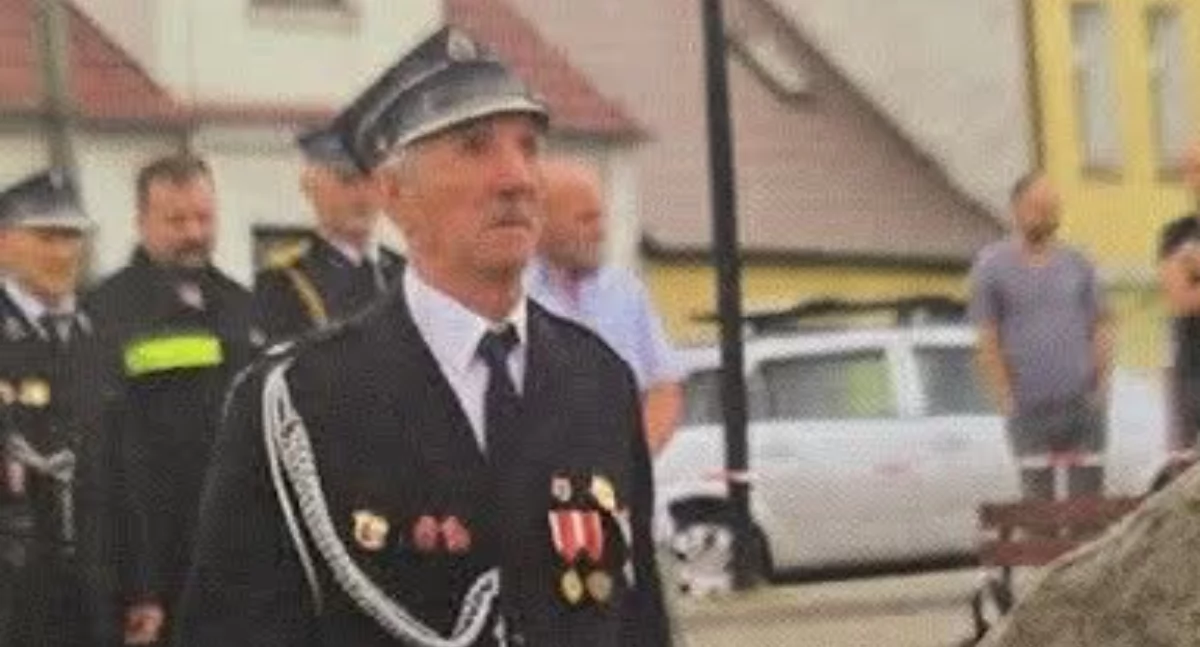 Odeszli, Pogrzeb druha Andrzeja odbędzie grudnia Zmarł przed świętami - zdjęcie, fotografia