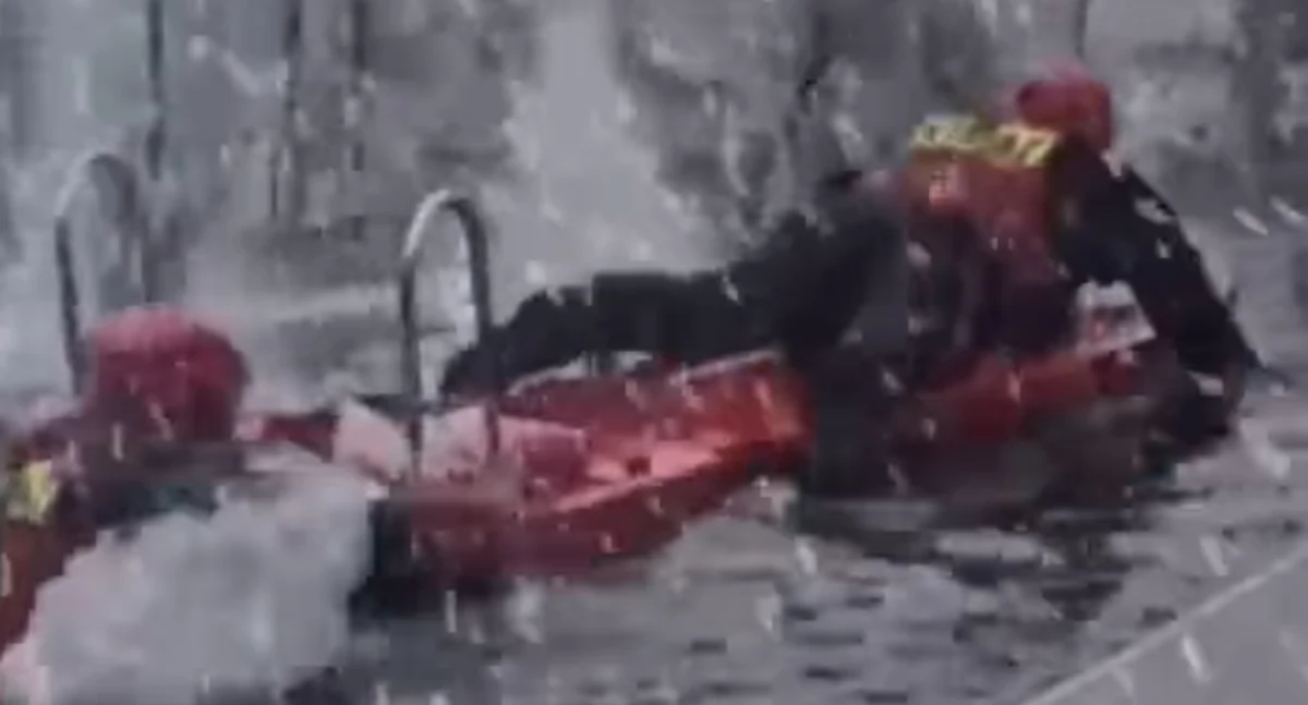 Straż pożarna, Zapraszają otwarte ćwiczenia pokaz ratownictwa lodowego! [WIDEO] - zdjęcie, fotografia