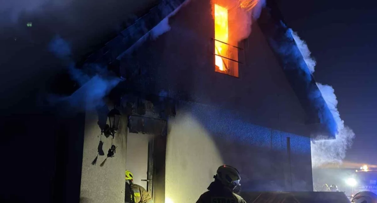 Akcje charytatywne, Powstała zbiórka pogorzelców Żelewa - zdjęcie, fotografia