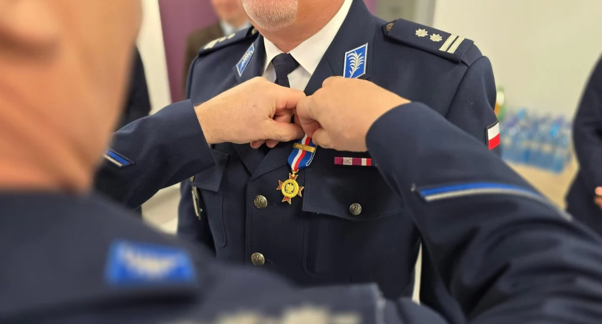 Policja - kryminalne, Powiatowa Komenda Policji pożegnała swojego komendanta [GALERIA] - zdjęcie, fotografia