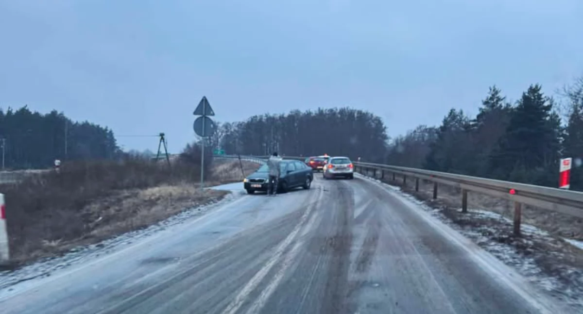 Transport i komunikacja, oceniacie sytuację drogach - zdjęcie, fotografia
