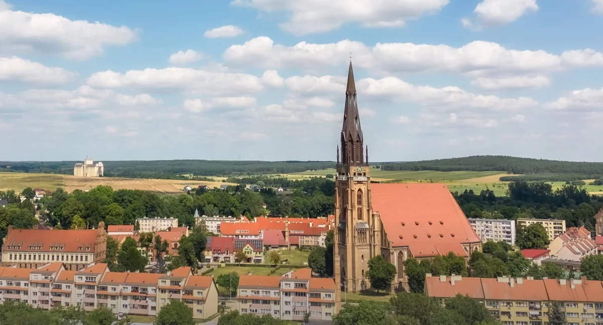 Kościół, Milion złotych budżetu państwa ratowanie kościoła - zdjęcie, fotografia