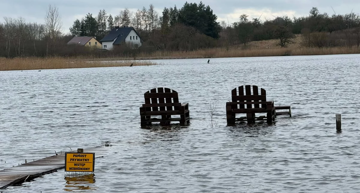 Poszukiwani i zaginieni, Akcja ratownicza jeziorze Baniach Trwają poszukiwania - zdjęcie, fotografia