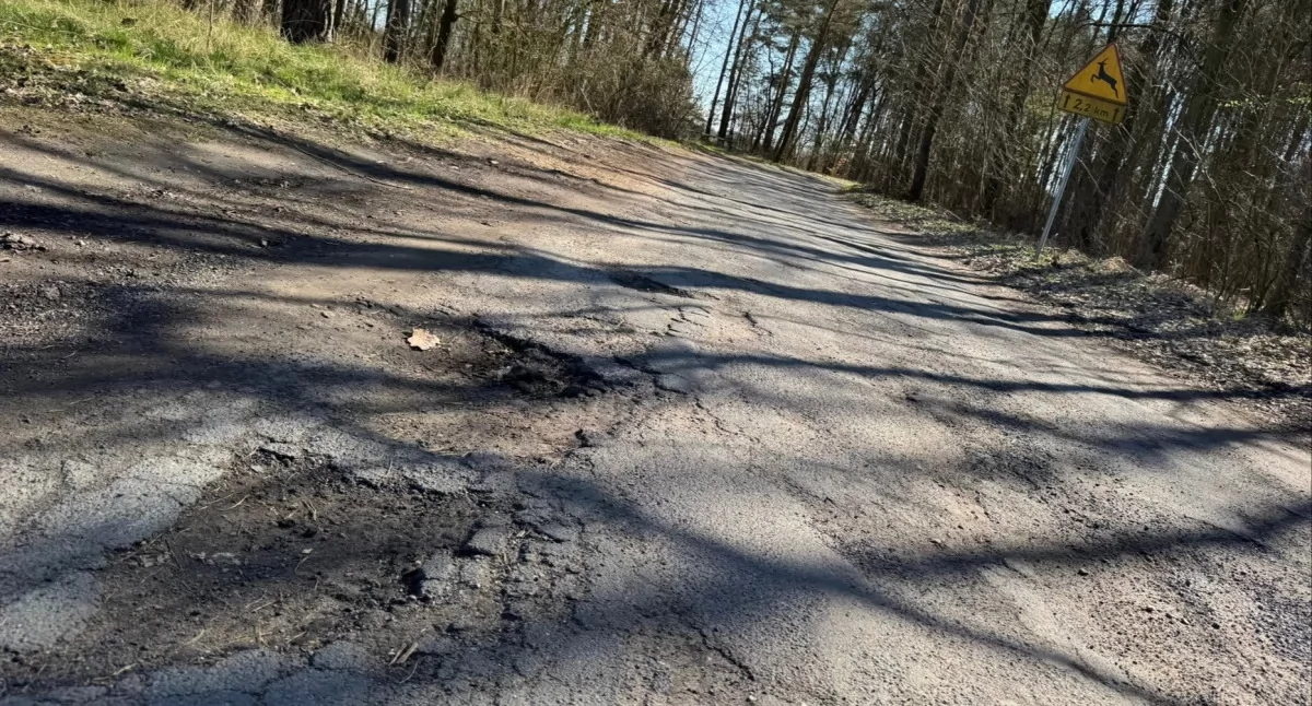 Inicjatywy społeczne, Sołectwa Wełtyń Wirów walczą remont drogi - zdjęcie, fotografia