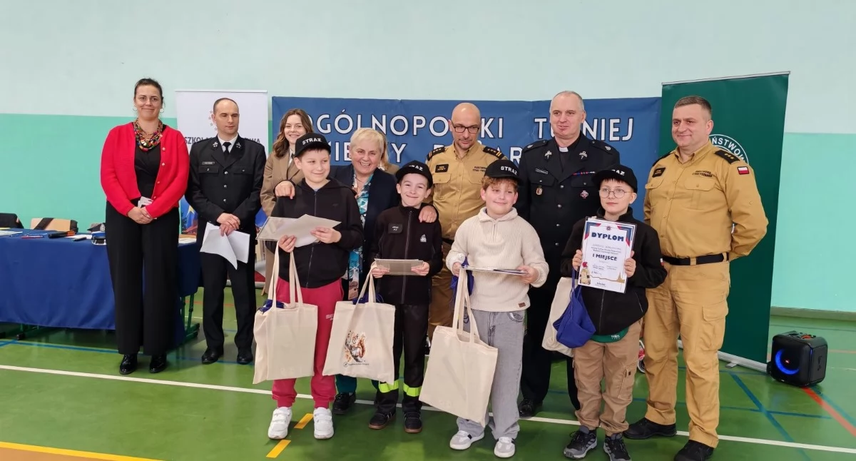 Szkoły i przedszkola, Zorganizowano eliminacje Gminnego Turnieju Wiedzy Pożarniczej - zdjęcie, fotografia