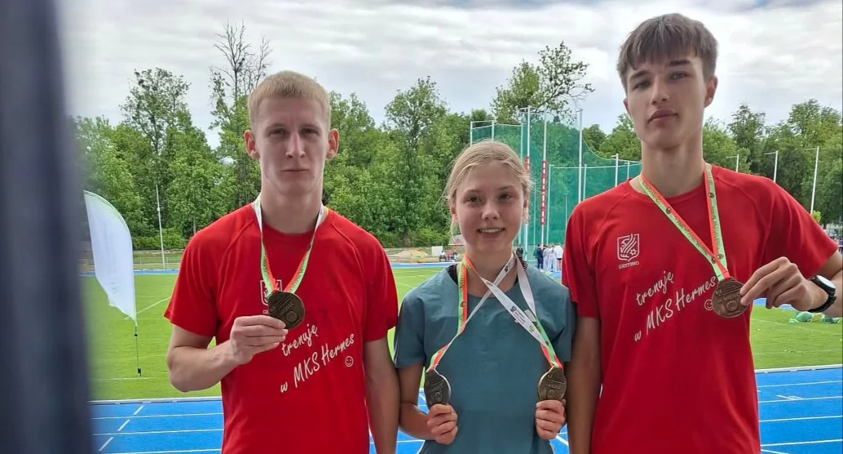 Lekkoatletyka, Hermes kolejnymi medalami Mistrzostw Polski - zdjęcie, fotografia
