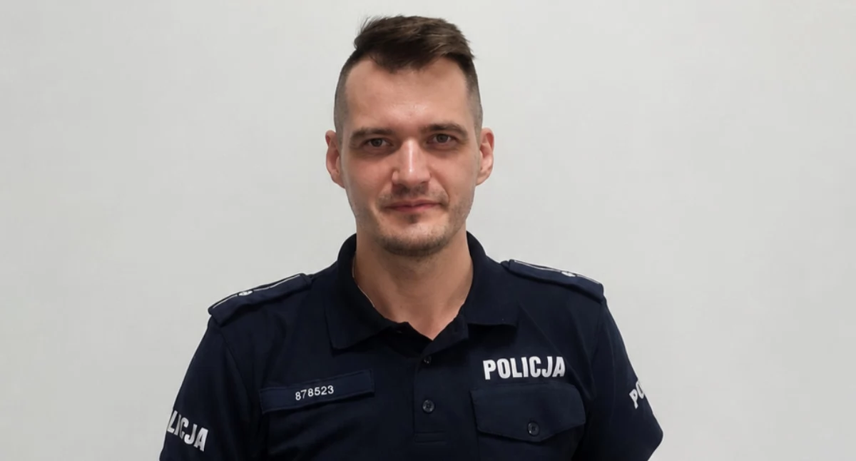 Policja - kryminalne, Dzielnicowy Gryfina przygotował drugi autorski poradnik - zdjęcie, fotografia