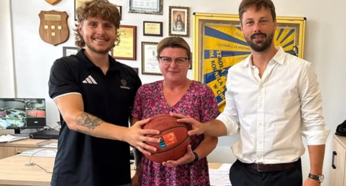 Koszykówka, podstawówce powstał oddział Pogoni Basket Szczecin - zdjęcie, fotografia