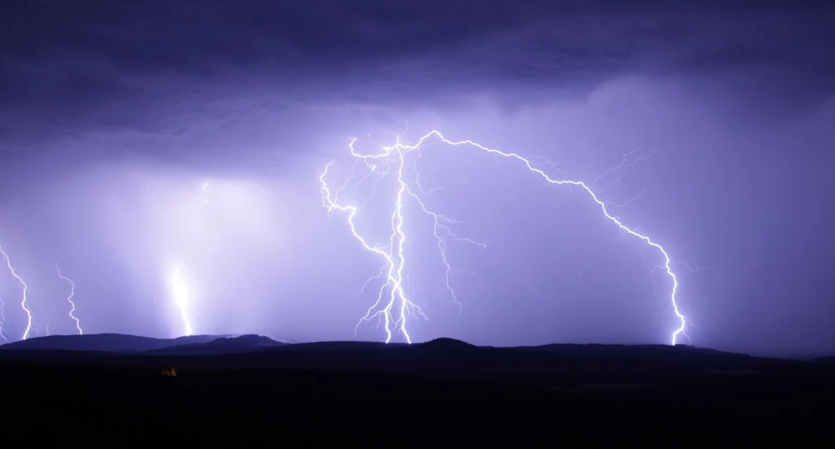 Info, Ostatni dzień sierpnia burzowy - zdjęcie, fotografia