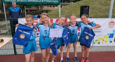 Szkoła ósma, Pola trzecia!