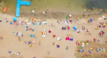Już w sobotę otwarcie sezonu na plaży w Steklnie!