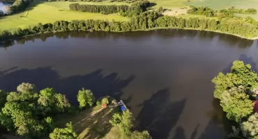 Trzcińsko-Zdrój zaprasza do aktywnego wypoczynku nad Jeziorem Miejskim 