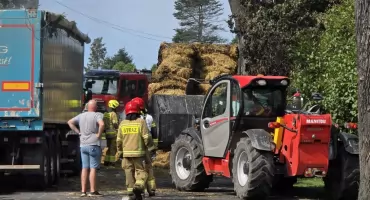 Strażacy gasili zboże 