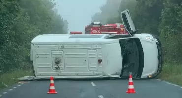 Wypadek między Baniami a Gryfinem. 19-letni kierowca zasnął 