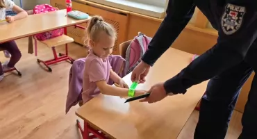 Bezpieczna Droga do Szkoły – policjanci uczą najmłodszych zasad bezpieczeństwa