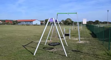 Dzięki grantowi sołeckiemu zbudowali plac zabaw